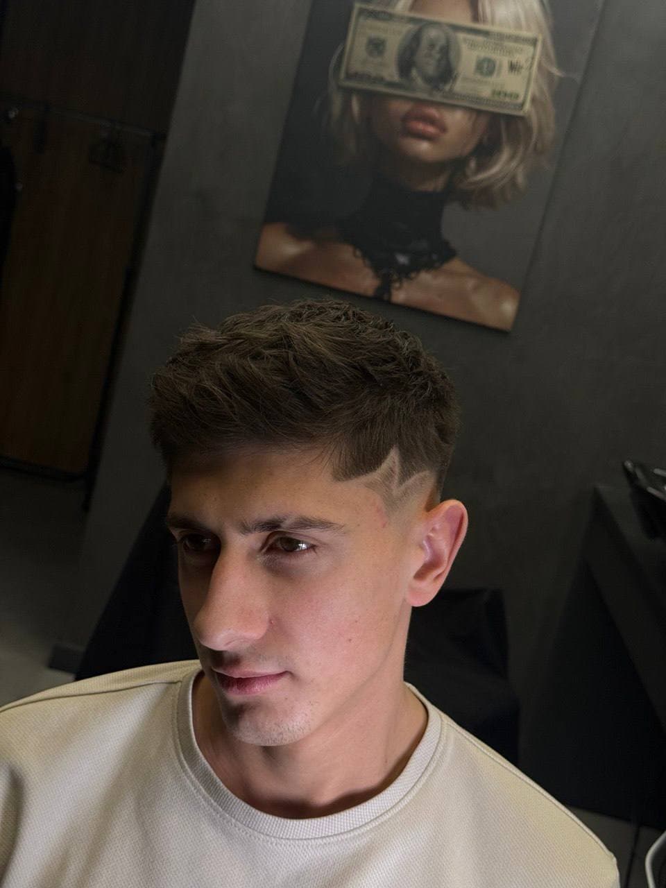 Buzzcut - krótka fryzura z fade